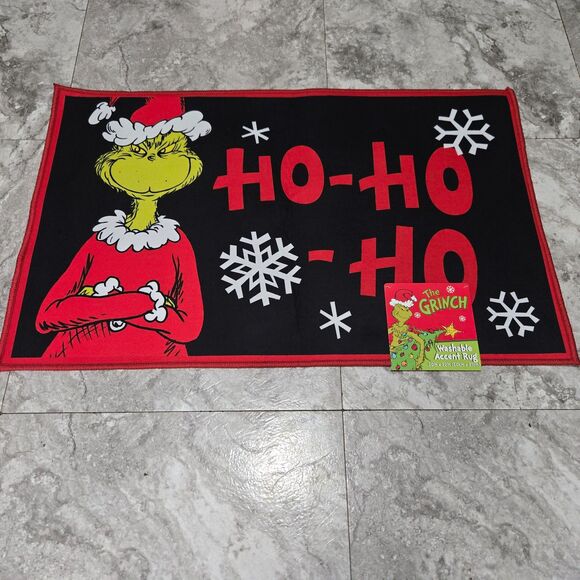 The Grinch Christmas Accent Rug HO HO HO 20 x 32 Snowflake Mat - Picture 1 of 4